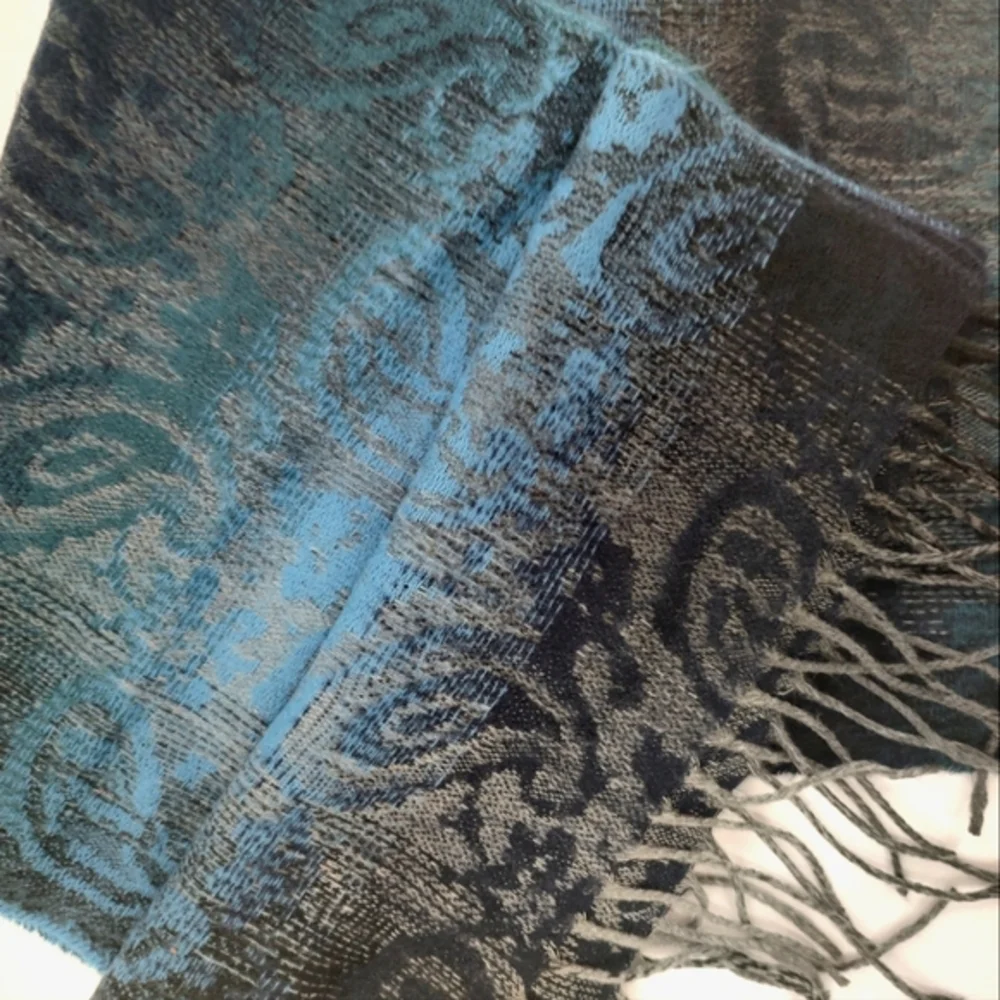 Steve Madden Unisex Fringe Blue Scarf, 1SFM